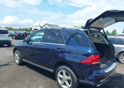 2016 Mercedes-Benz Gle 300D 4Matic z USA, uszkodzony, nr VIN 4JGDA0EB7GA733462